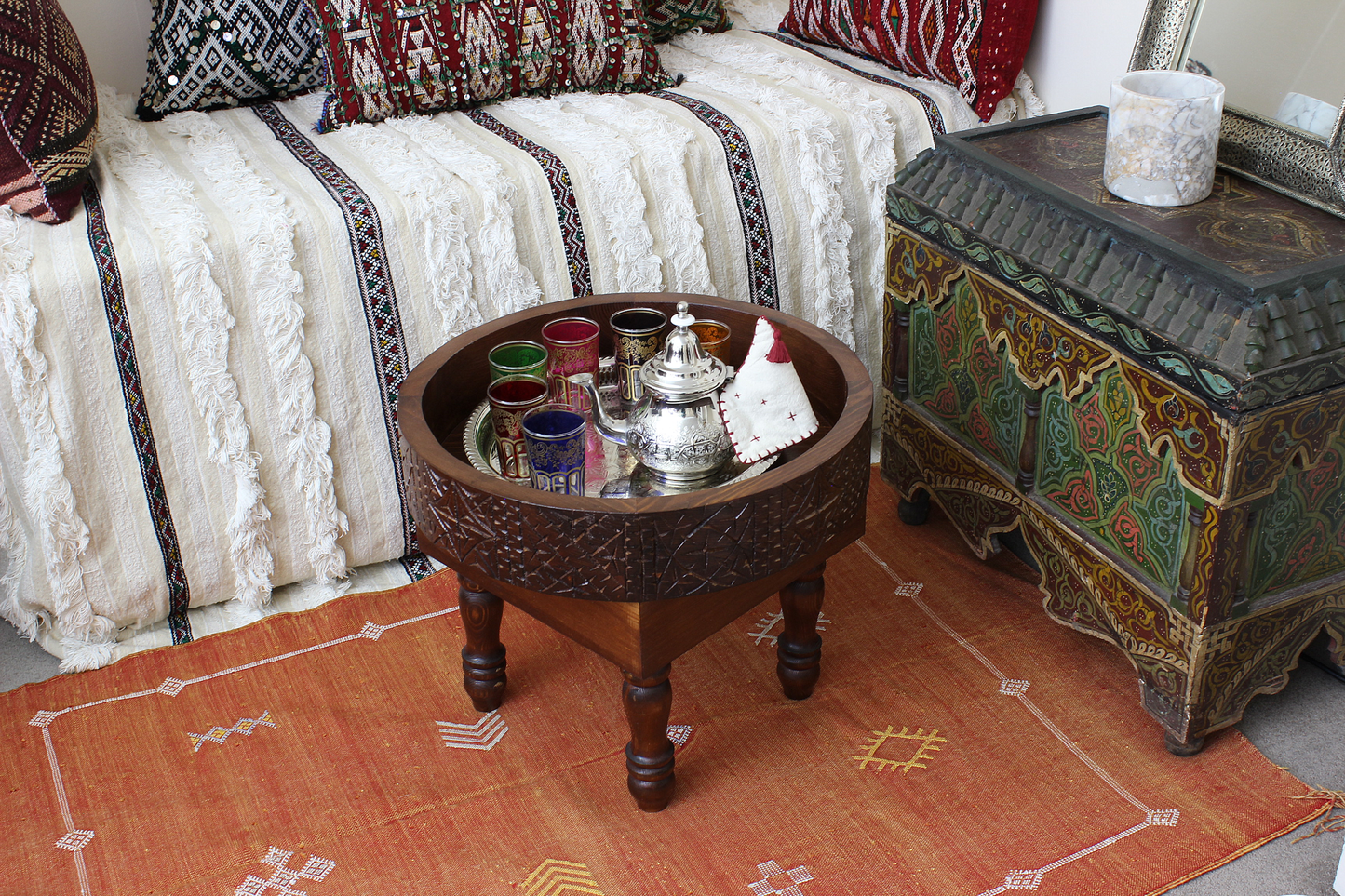 Moroccan Berber Round Table – Hand-Carved Cedar Wood, Removable Legs, 50cm / 20 in
