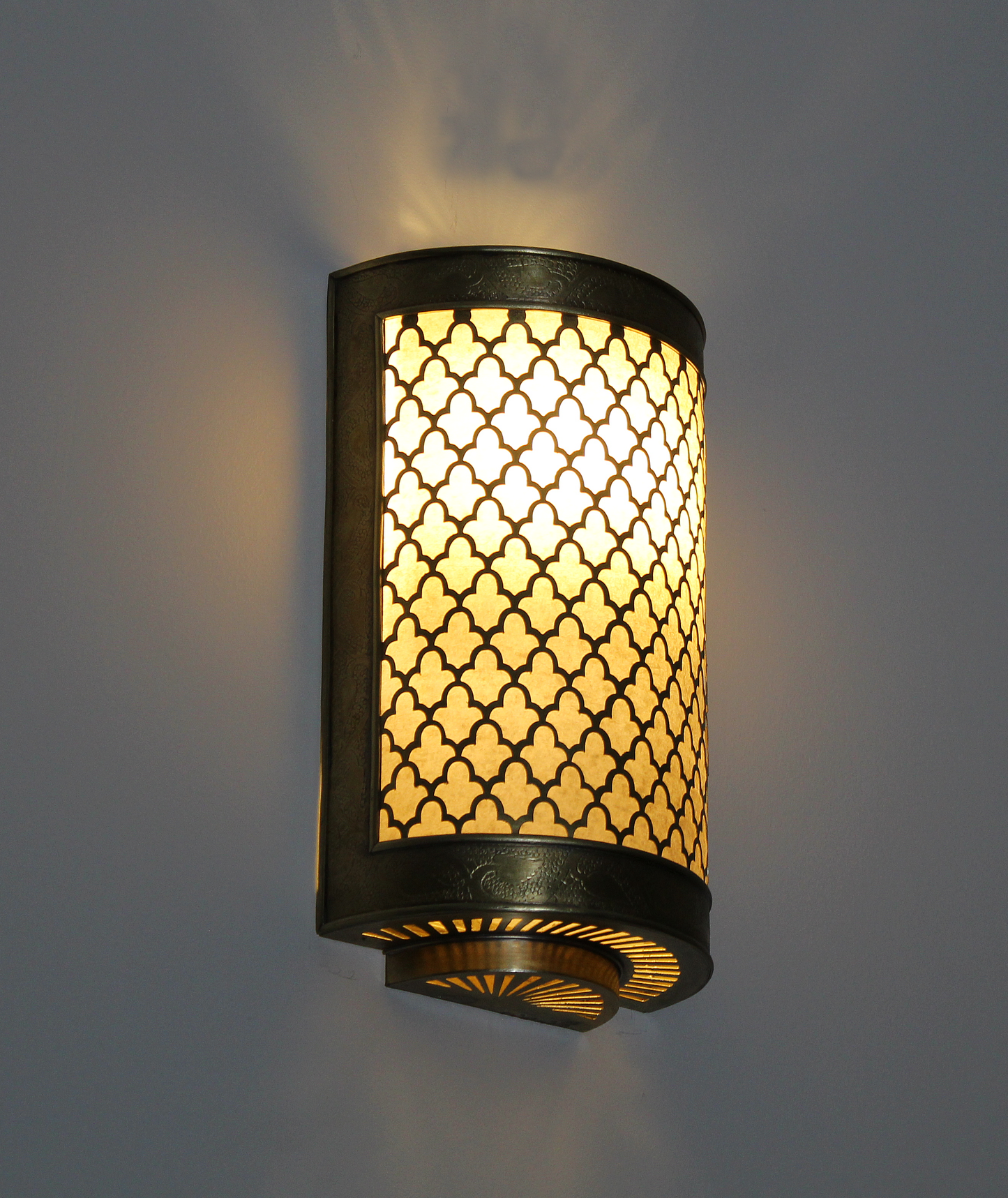Moroccan Brass Wall Sconce Light Shade Handmade – Vintage Fes Openwork Design (BS2)