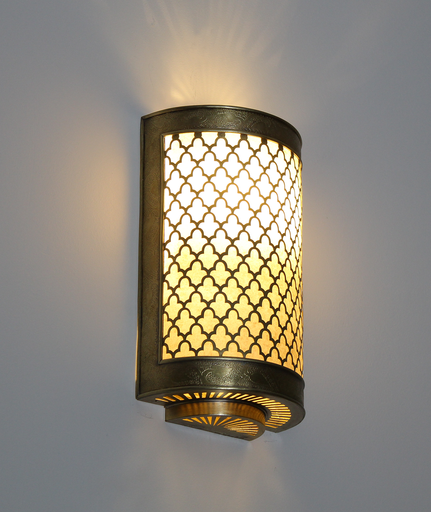 Moroccan Brass Wall Sconce Light Shade Handmade – Vintage Fes Openwork Design (BS2)