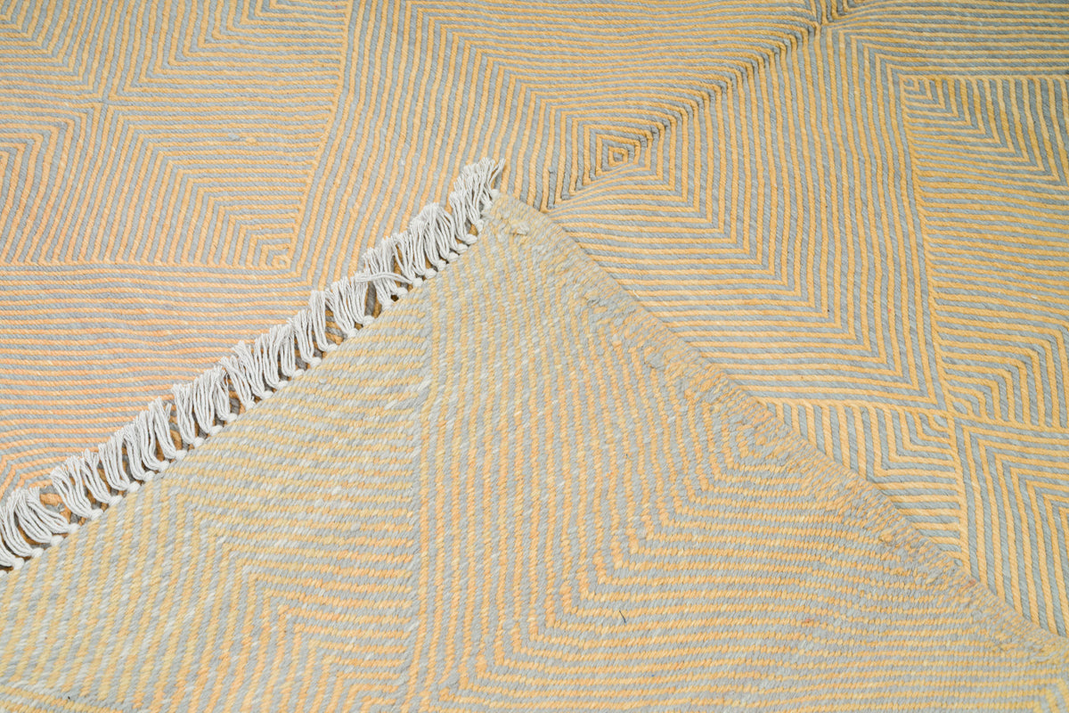 Moroccan Zanafi Wool Rug – Handwoven Flatweave Geometric, 205 x 152 cm / 6.7 x 5 ft