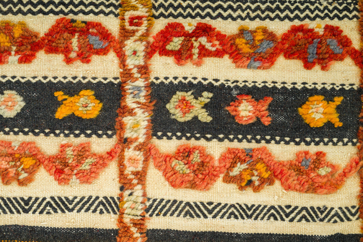 Moroccan Berber Wool Rug – Handwoven & Hand-Knotted Glaoui, 252 x 156 cm / 8.3 x 5.1 ft