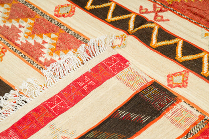 Moroccan Berber Wool Rug – Handwoven & Hand-Knotted Glaoui, 256 x 152 cm / 8.4 x 5 ft