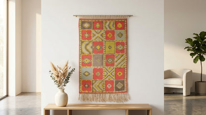 Moroccan Berber Wool Rug – Handwoven & Hand-Knotted, 165 x 106 cm / 5.4 x 3.5 ft