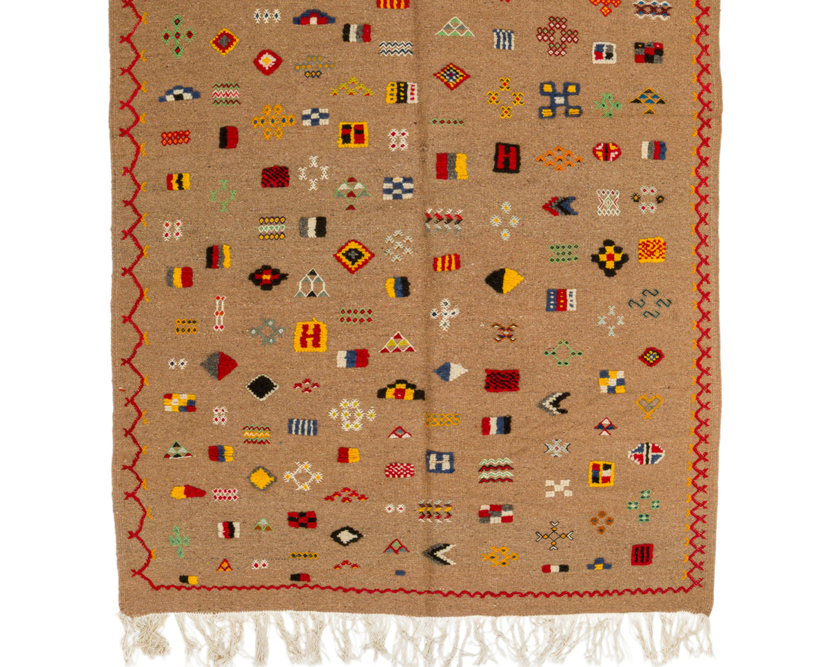 Moroccan Berber Wool Rug Beige – Handwoven Hand Knotted Embroidered, 252x148cm / 8.3x4.9ft