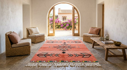 Moroccan Berber Wool Rug – Hand-Knotted Geometric, 208 x 153 cm / 6.8 x 5 ft
