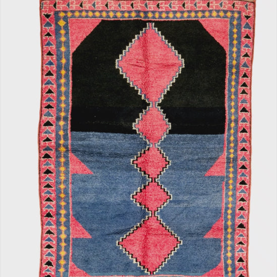 Video of a moroccan azilal rug